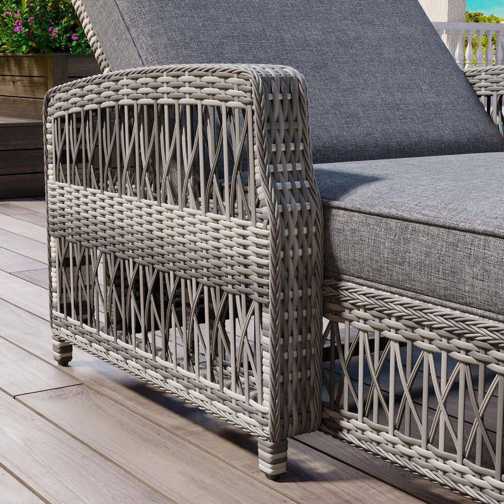 1-Piece Rattan Wicker Outdoor Patio Chaise Lounge Chairs with Adjustable Poolside Loungers Sunlounge and Blue Cushions